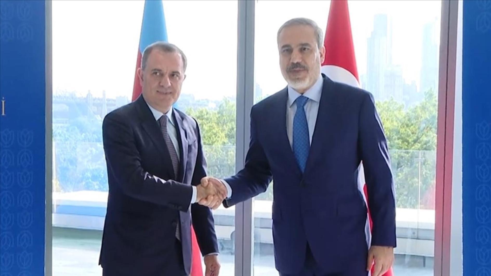 Azerbaijani top diplomat due in Ankara for Caucasus peace talks