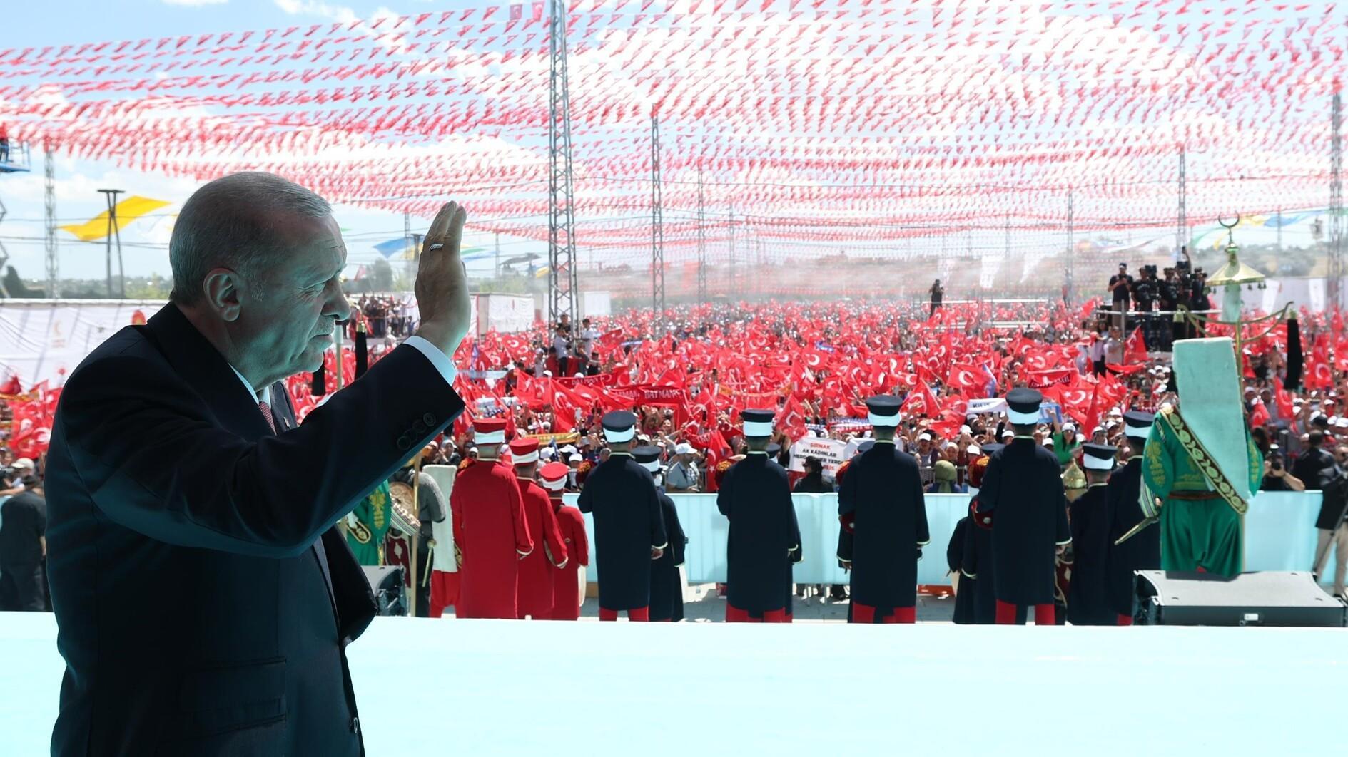 Erdoğan marks Battle of Manzikert anniversary