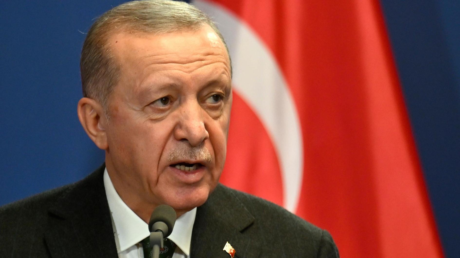 Erdoğan extends condolences to Bangladeshs Yunus over deadly floods