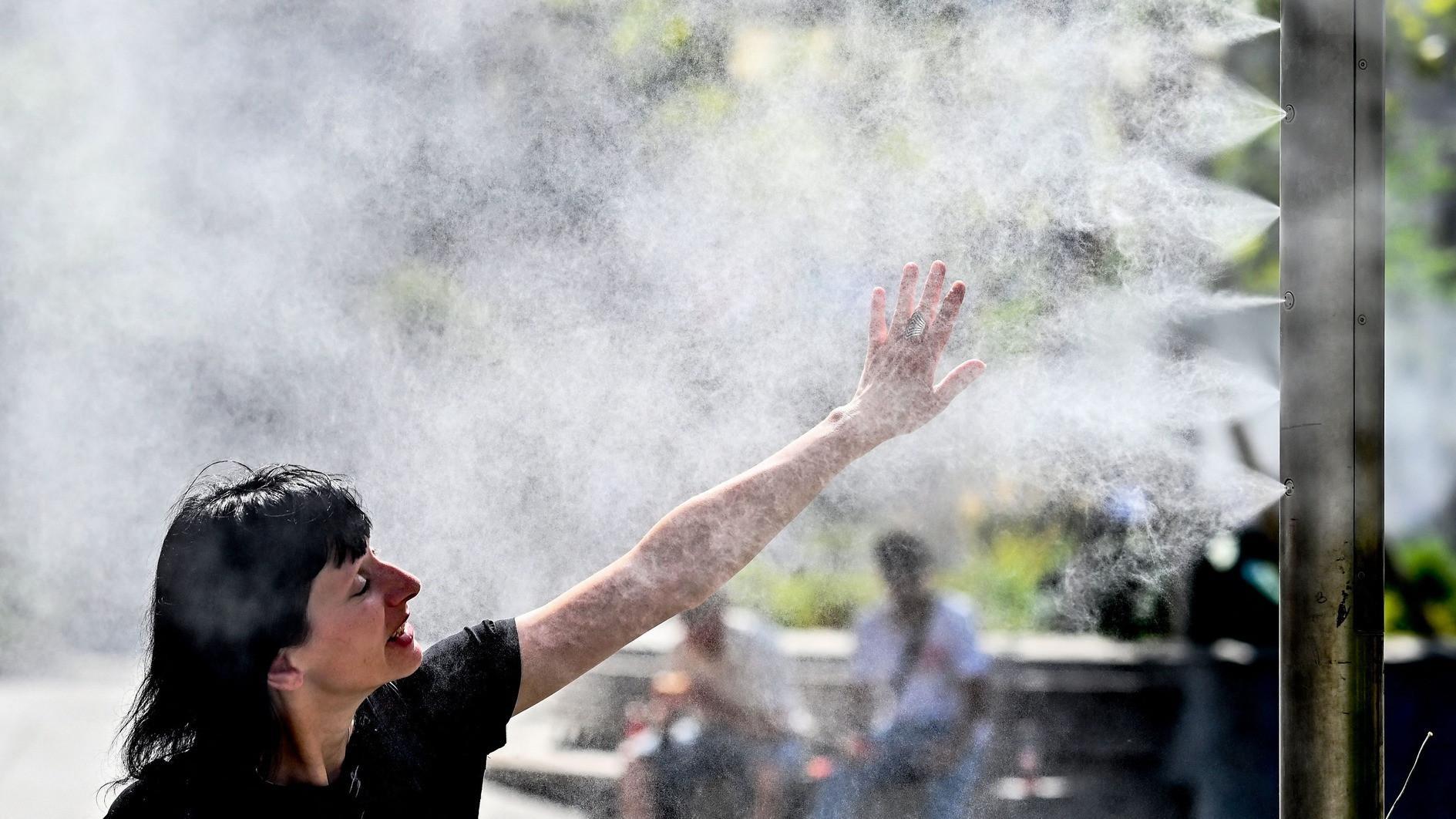 UN weather agency warns of red alert after record heat