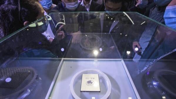 US steps up export controls on advanced tech goods