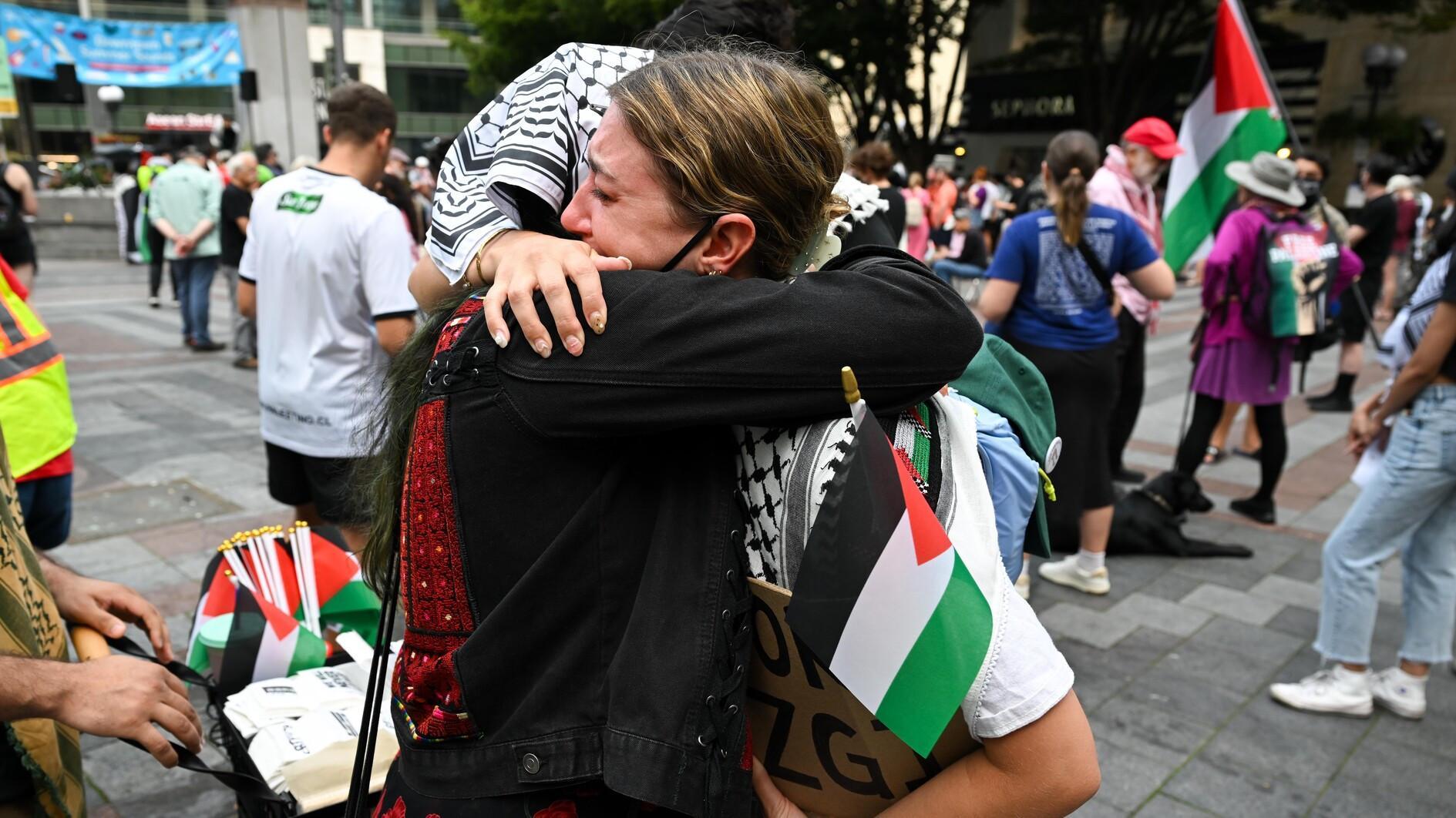 Hundreds pay farewell to Turkish-American activist killed by Israeli army