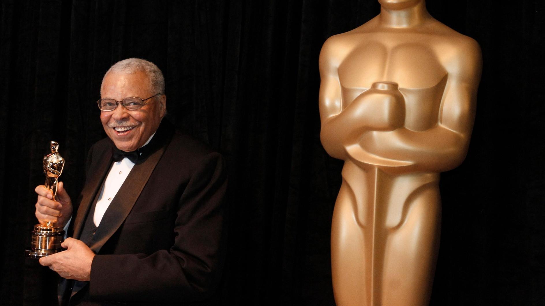 Hollywood mourns James Earl Jones, voice of Darth Vader