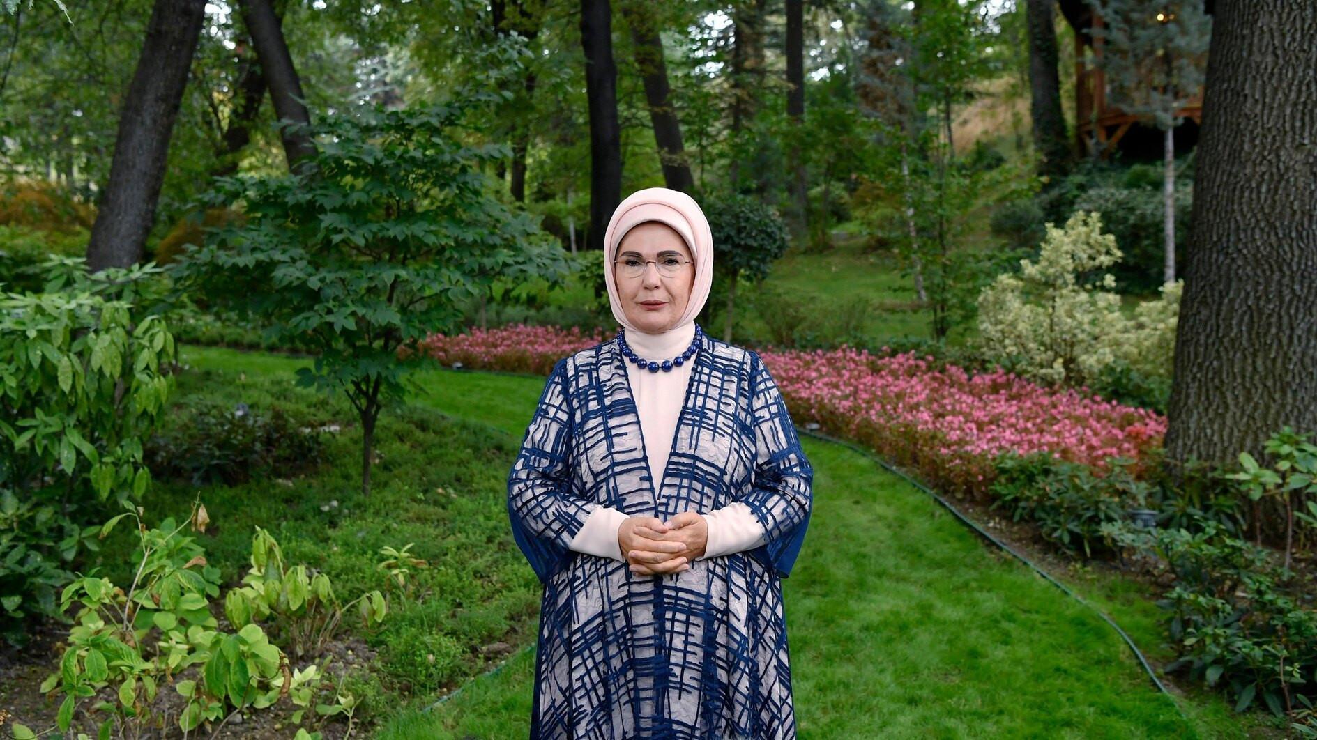 First Lady urges global commitment to childrens rights