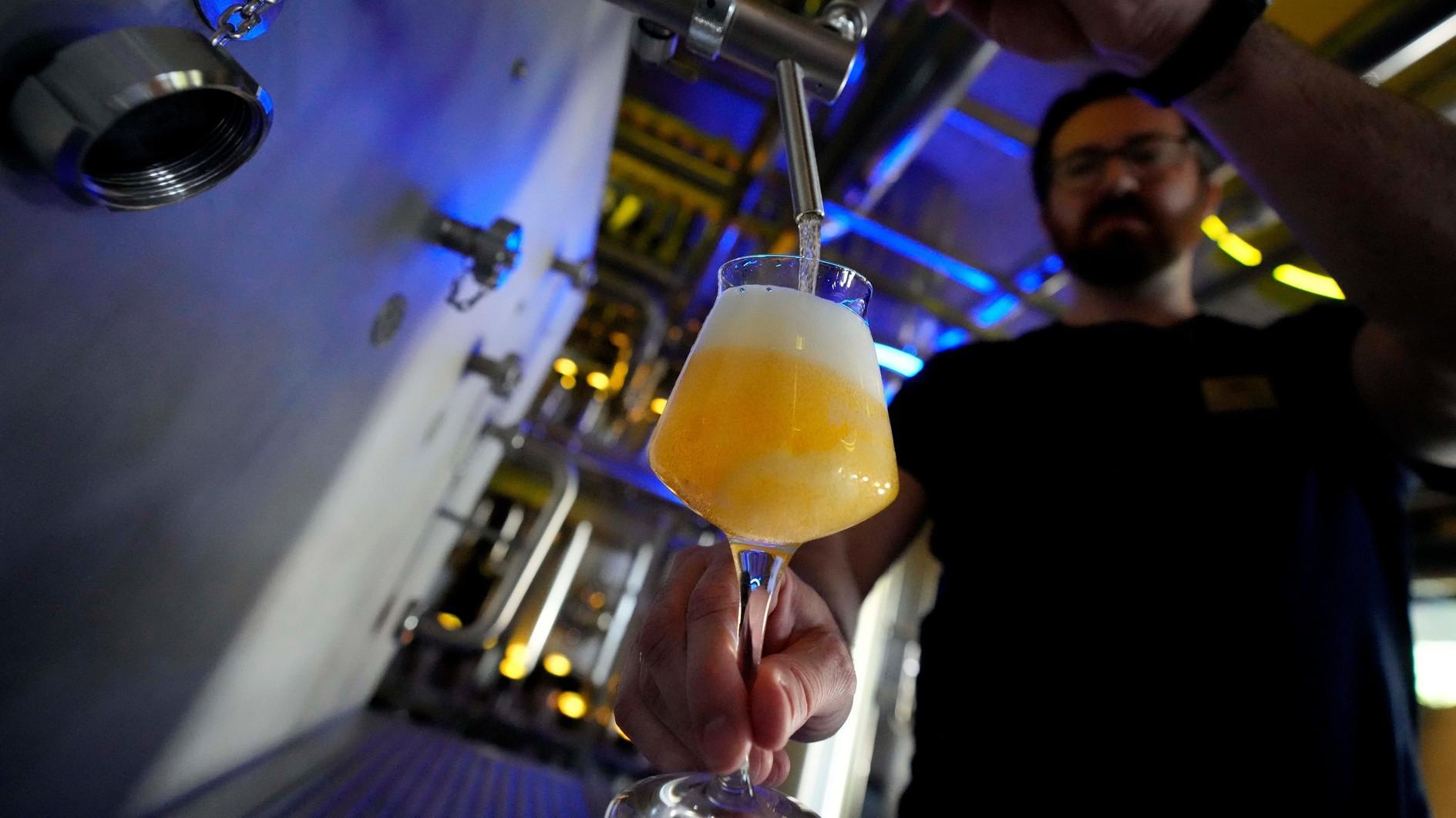 Alcohol-free beer gaining popularity, even at Oktoberfest