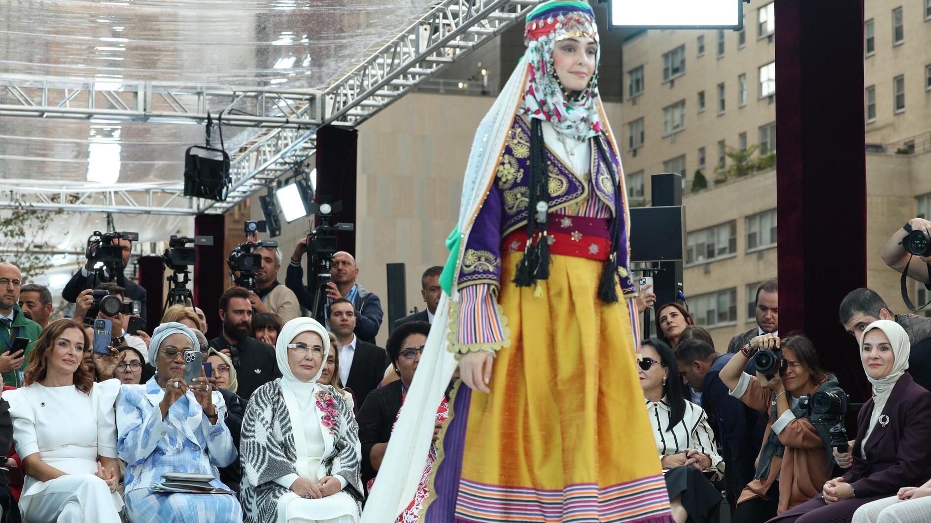 Turkish first lady showcases traditional dowry culture at New York event