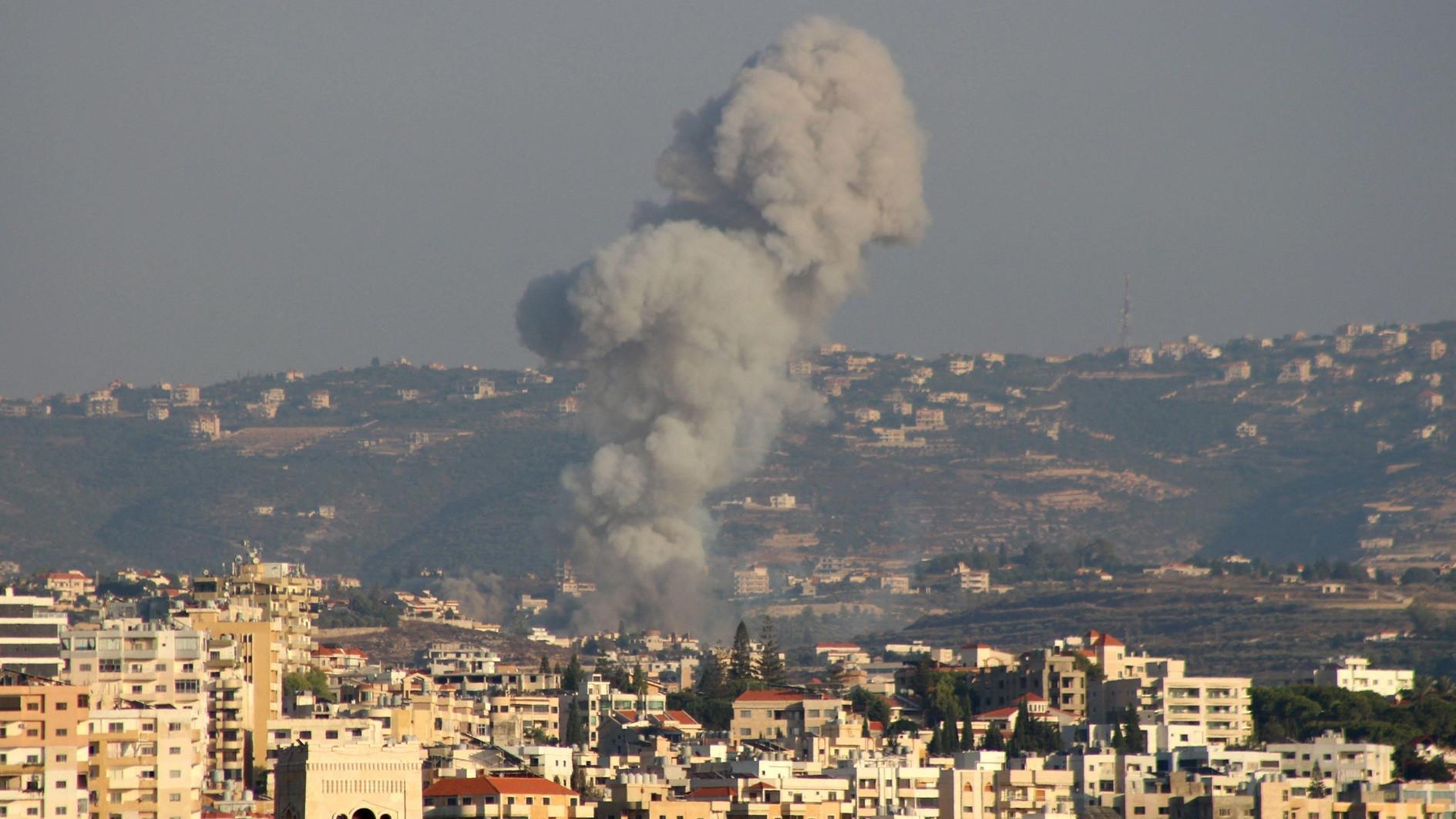 Sirens sound in Tel Aviv after fresh air strikes reported in Lebanon