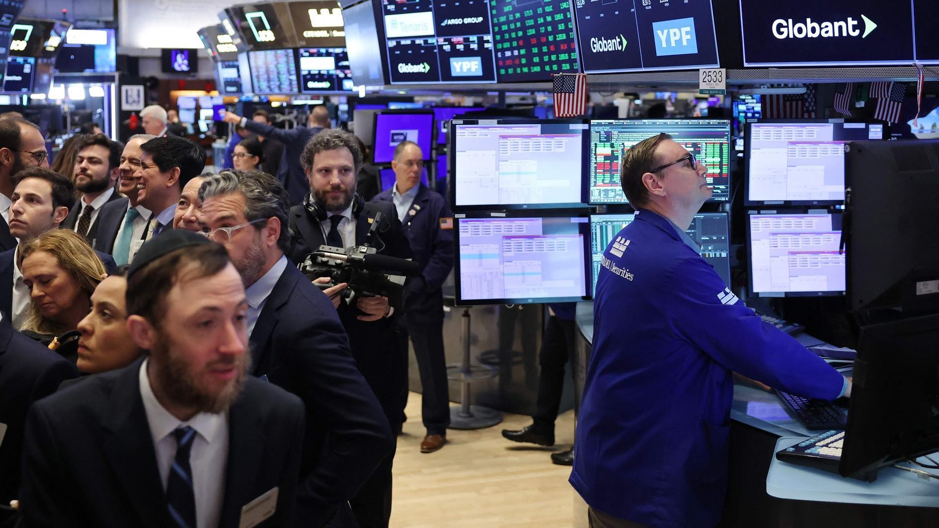 Oil, gold rally as Middle East tension keeps markets on edge