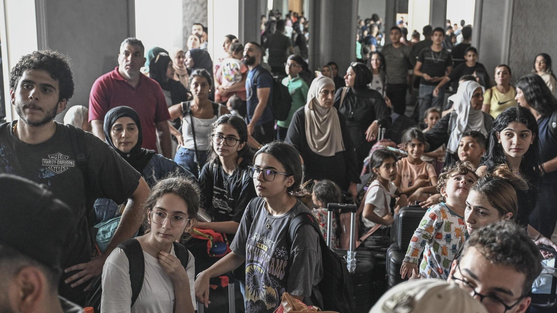 Türkiye moves to evacuate nationals from Lebanon