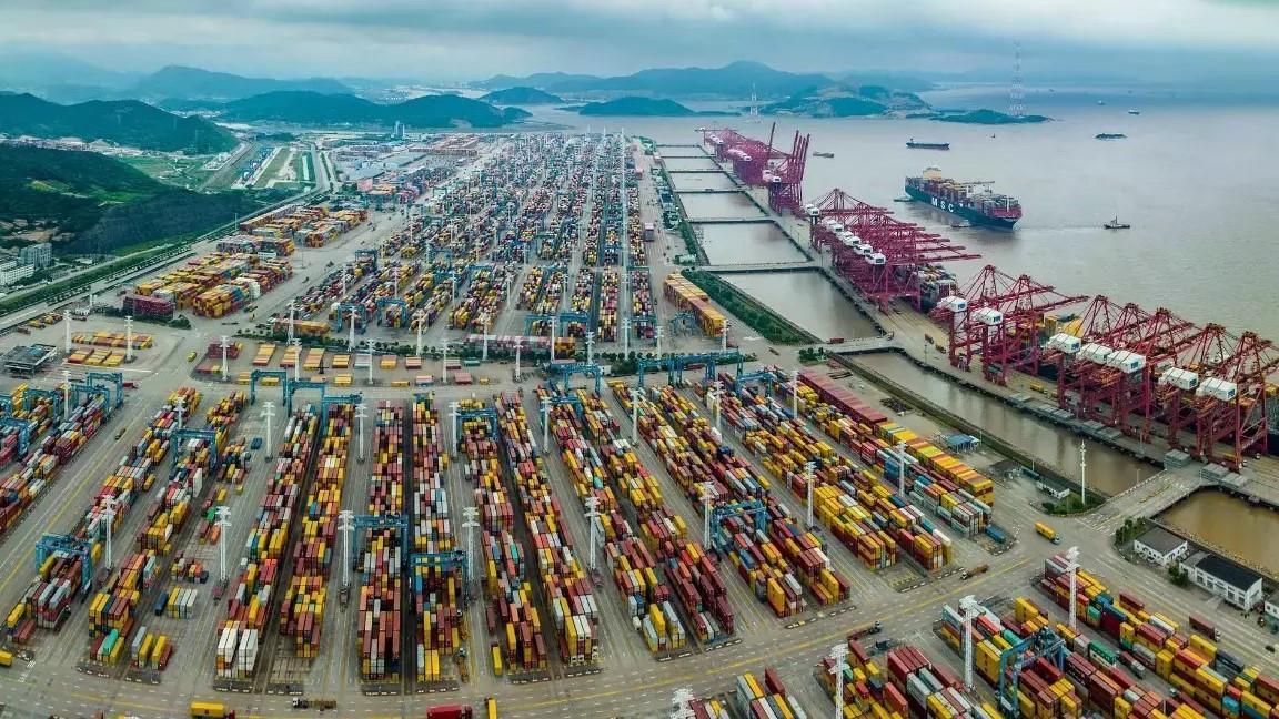 Chinese export growth slows sharply in September