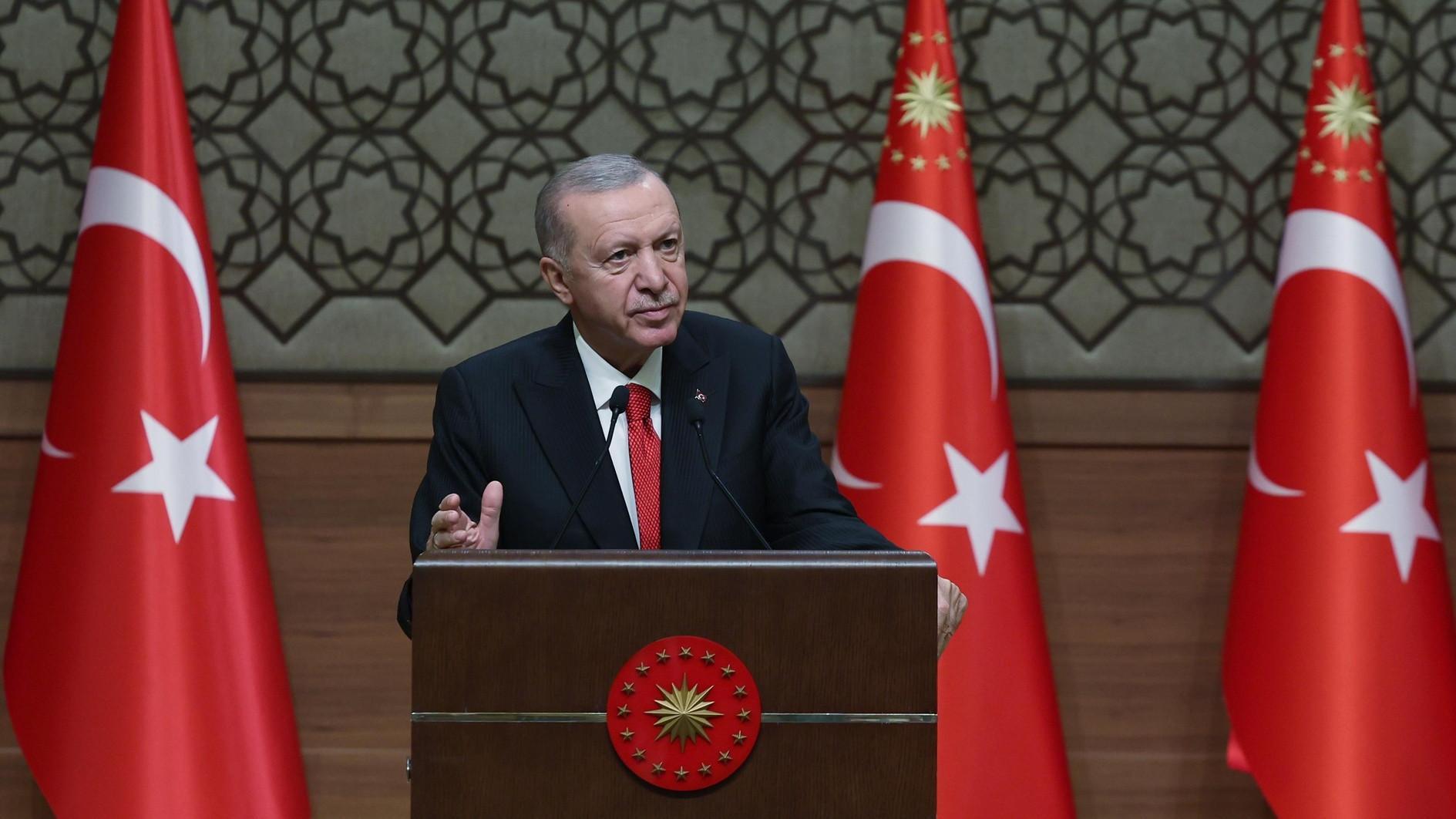 Erdoğan urges state officials to foster ties with citizens