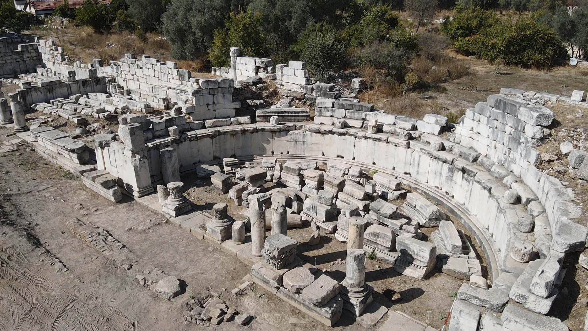 Gymnasium restoration in Stratonikeia continues