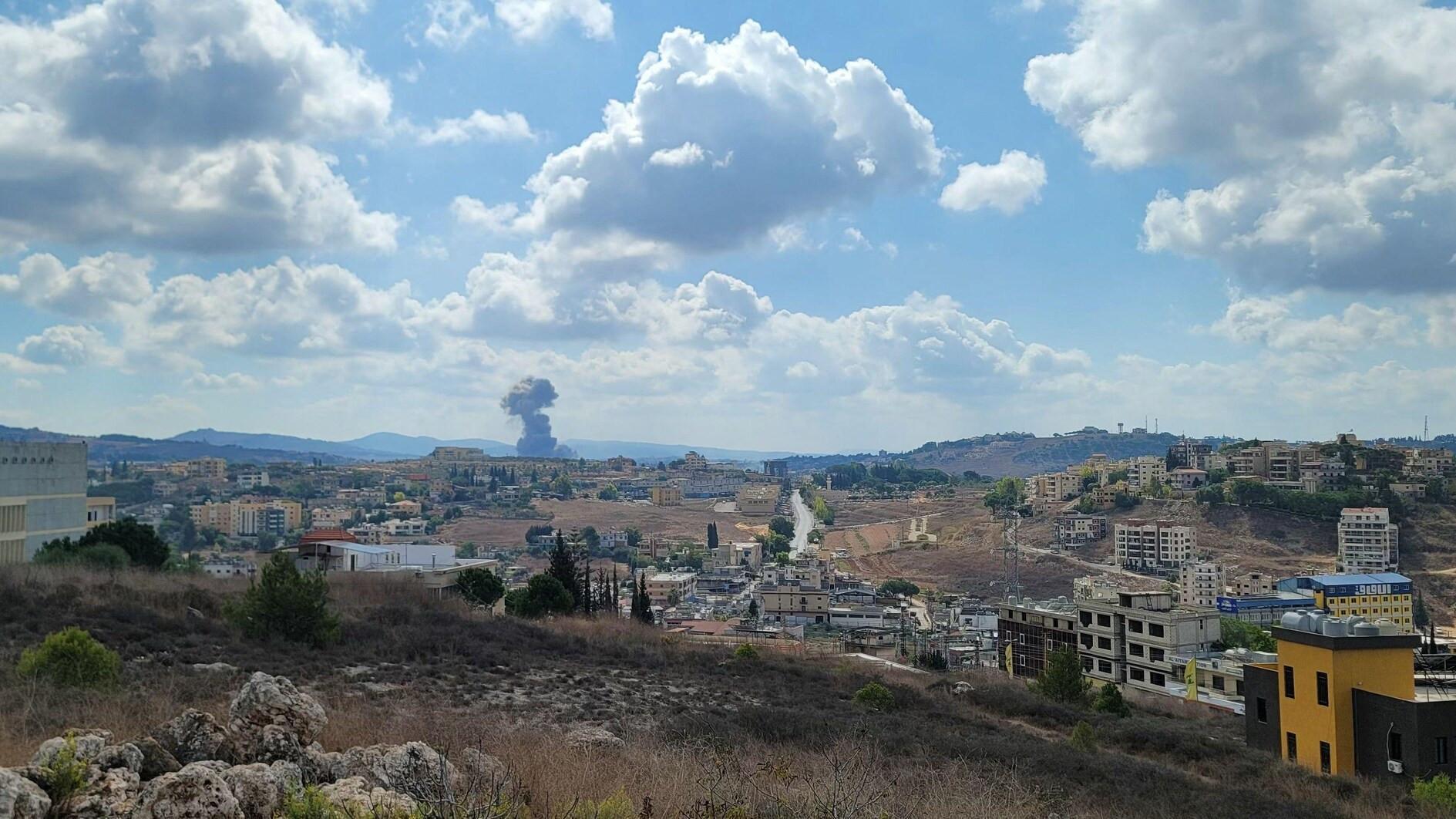 Israel strikes Syria, US pounds Houthis in Yemen