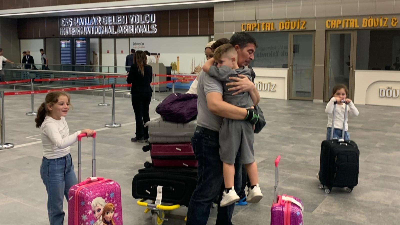 Türkiye evacuates 169 more citizens from Lebanon