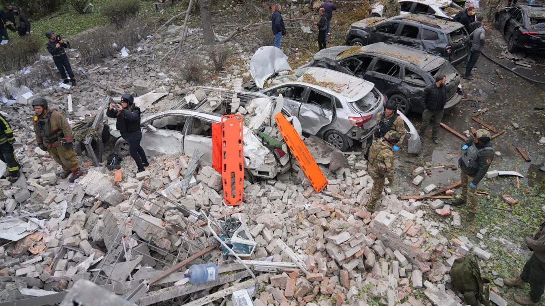 Russian attacks kill 5, including child, in east Ukraine