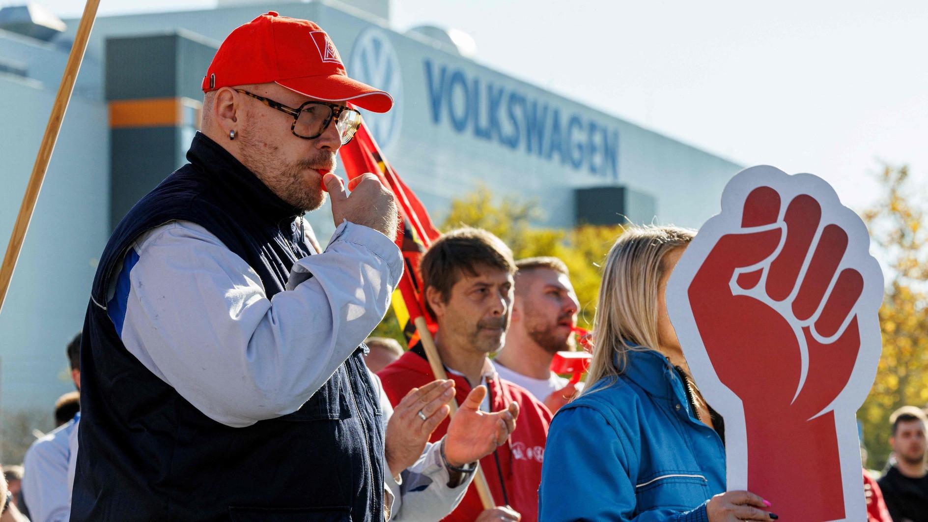 Volkswagen plans to close at least 3 German plants