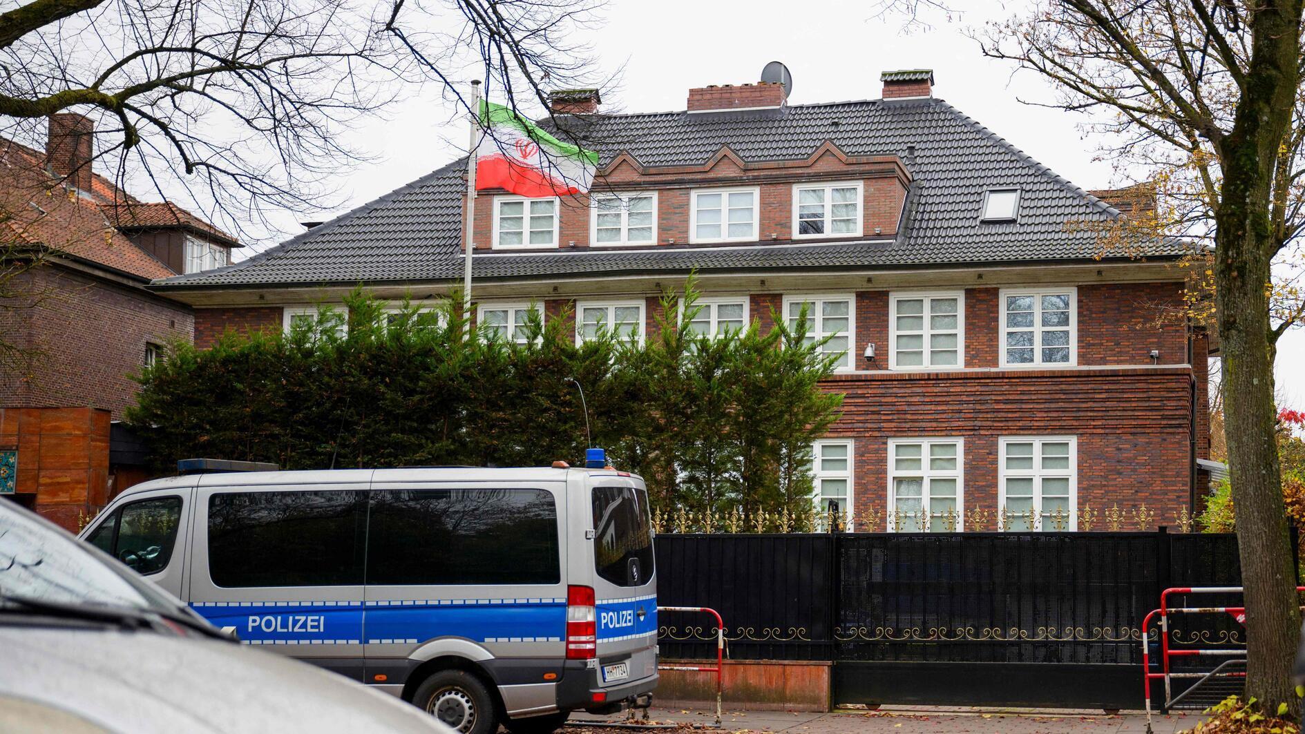 Germany to close Iranian consulates over execution