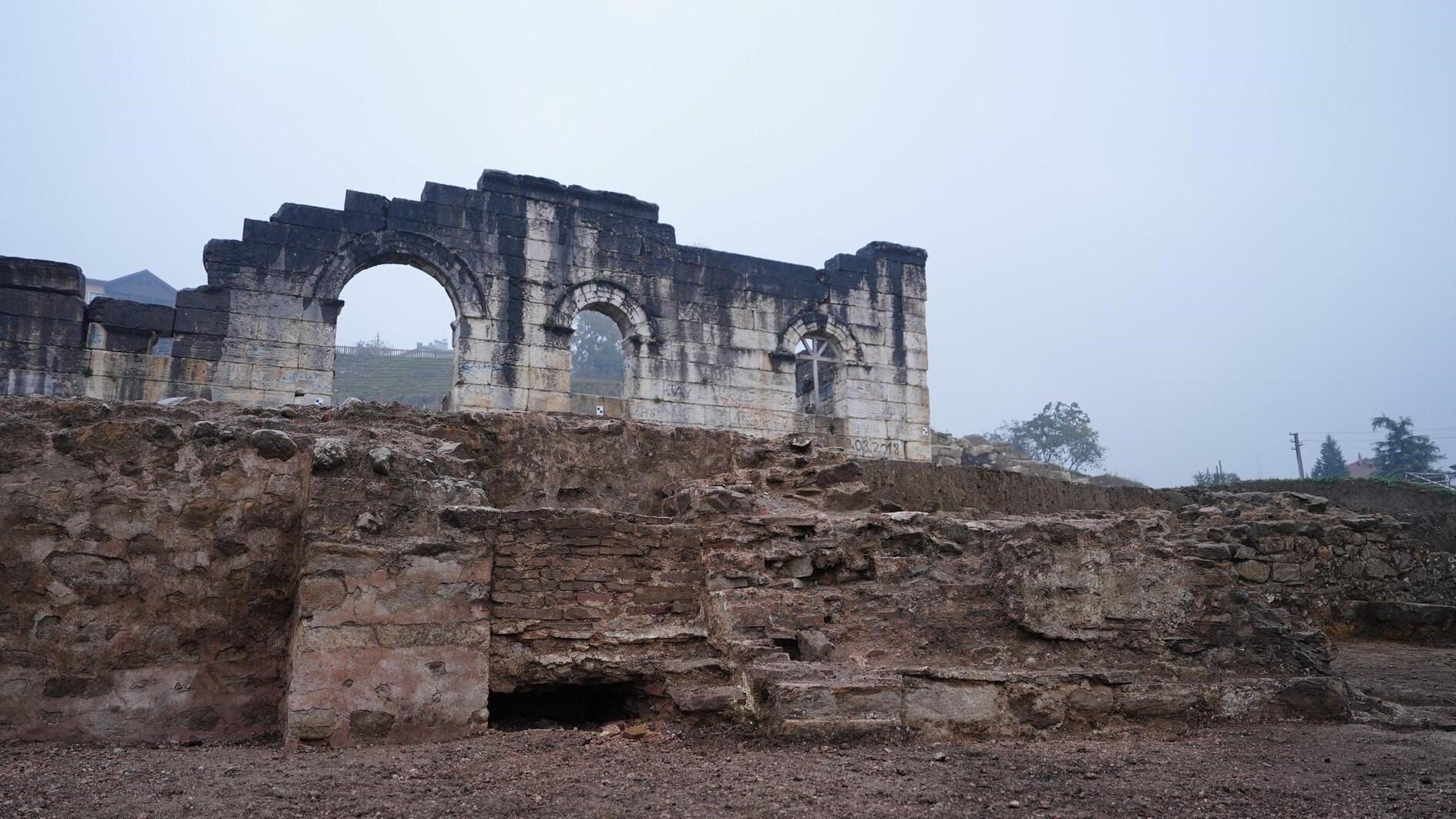 Ancient infrastructure, church unveiled at Konuralp Theater