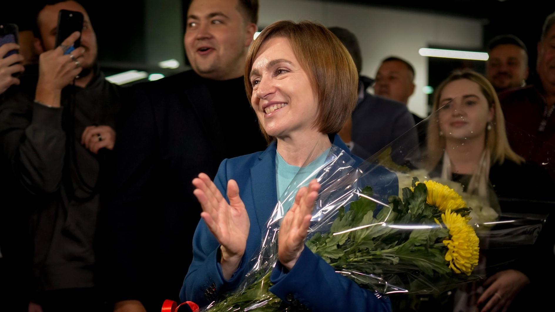 Moldovas pro-EU President Maia Sandu wins reelection