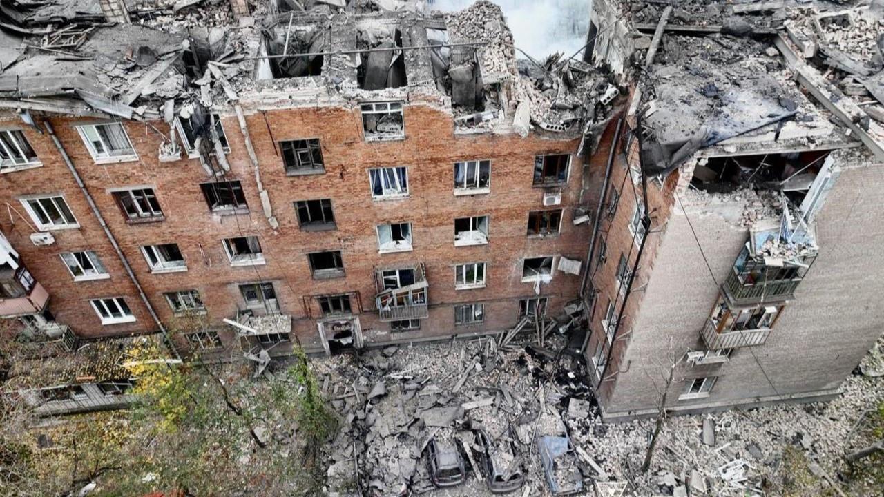 Russian attacks kill six, injure 30 in Ukraine