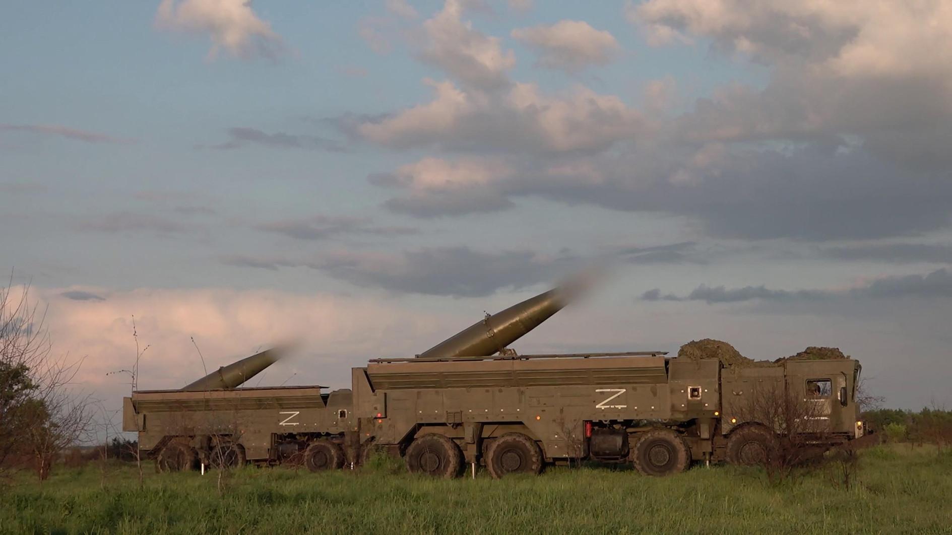 Kremlin vows response if Ukraine fires US missiles into Russia