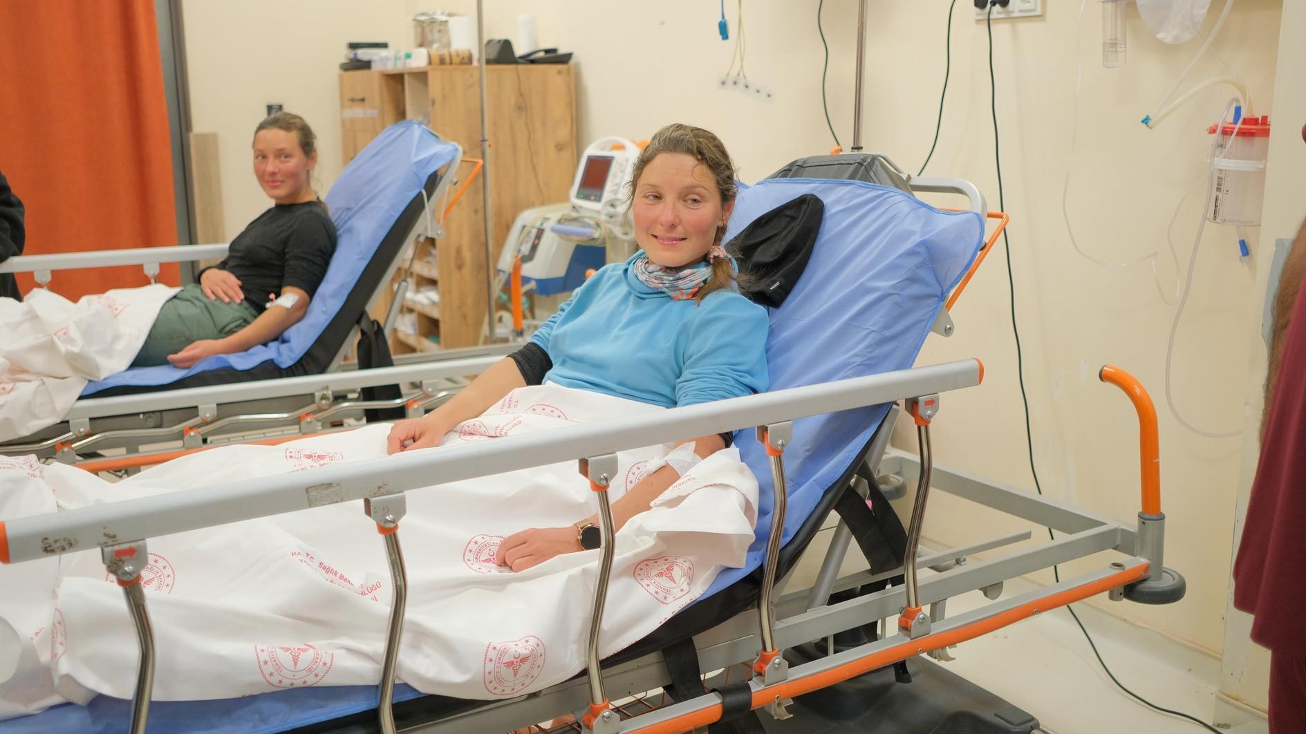 Belarusian twins survive 4 days in Aladağlar by sheltering in tent