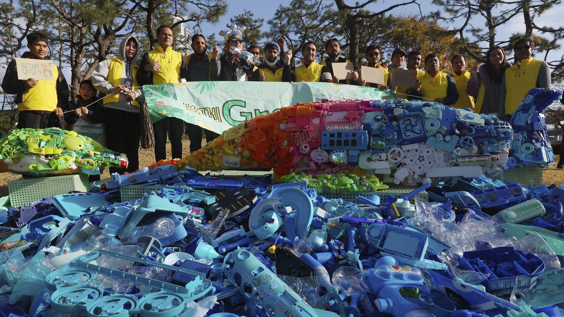 Nations warn of obstruction at plastic talks