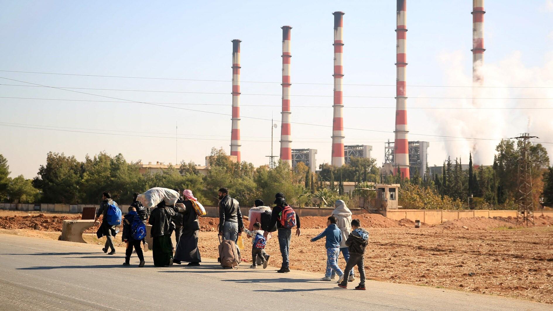 Syrias Assad seeking support after Aleppo loss