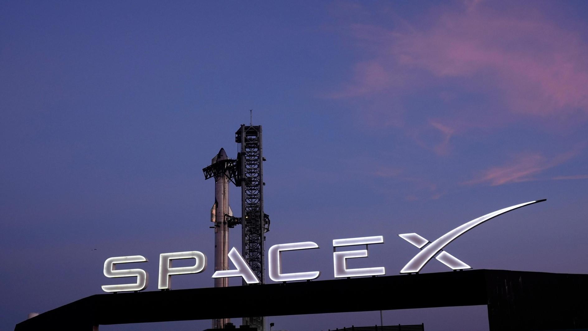 Musk wants to turn SpaceXs Starbase site into a Texas city