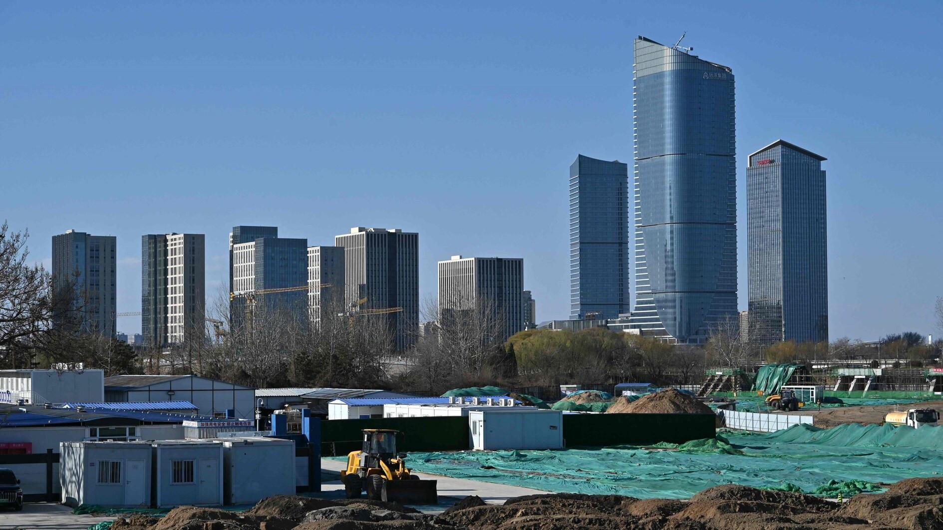 China logs lackluster economic performance in November