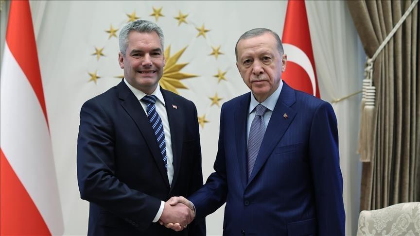 Erdoğan, Austrian chancellor discuss Syrias future, return of refugees