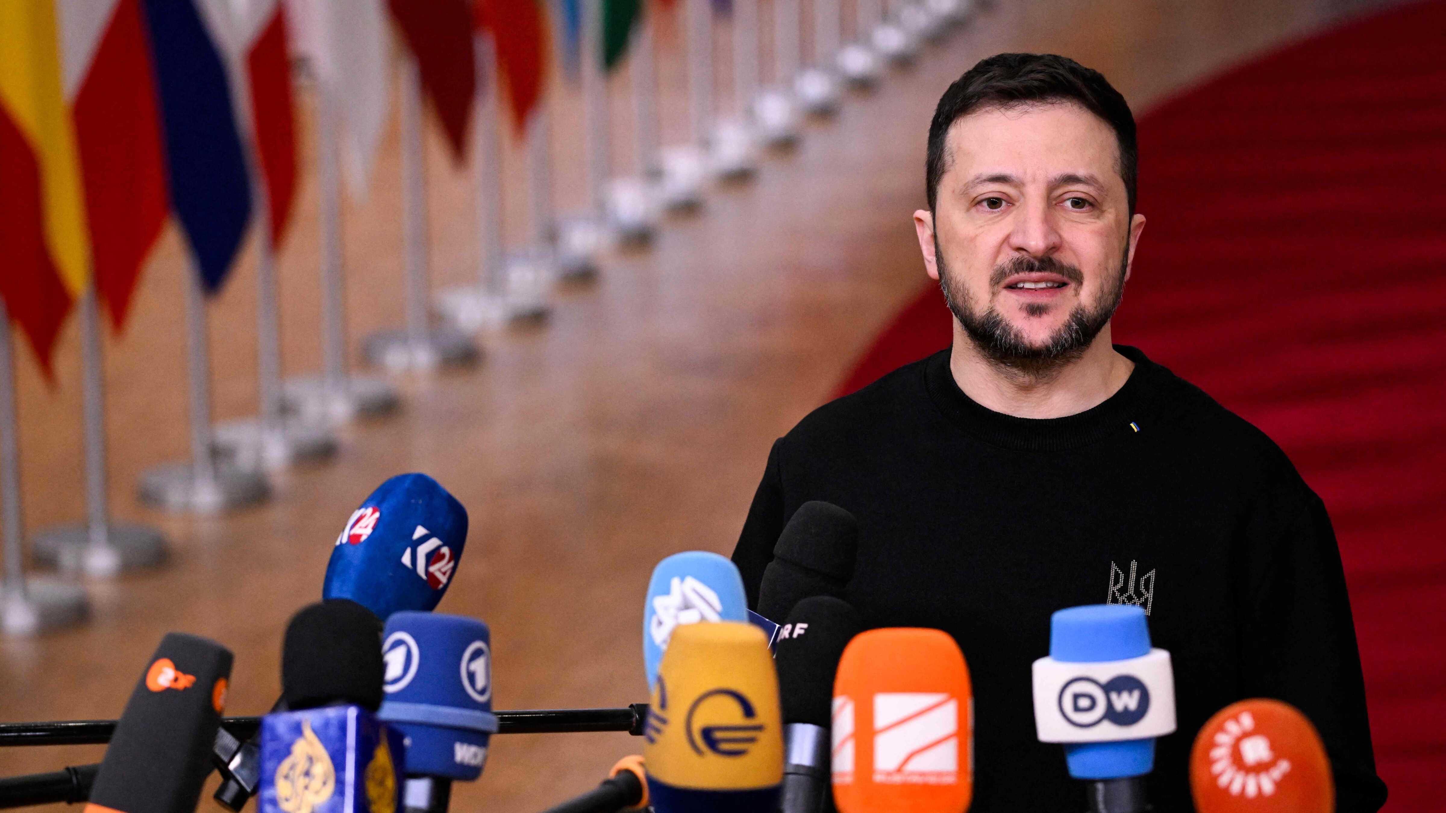 Zelensky urges EU-US unity at blocs last summit before Trump
