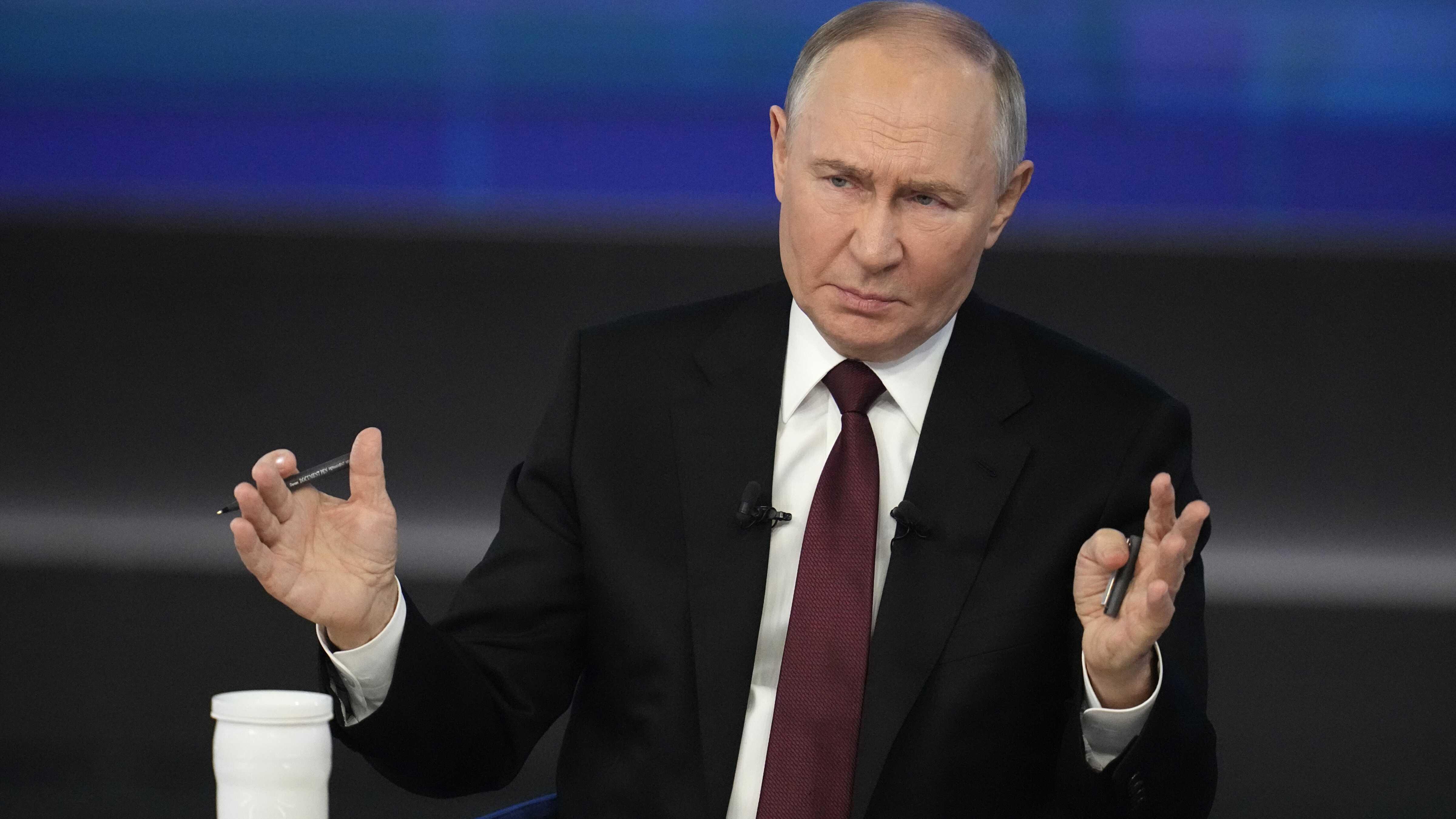 Putin ready to meet Trump anytime to talk Ukraine deal