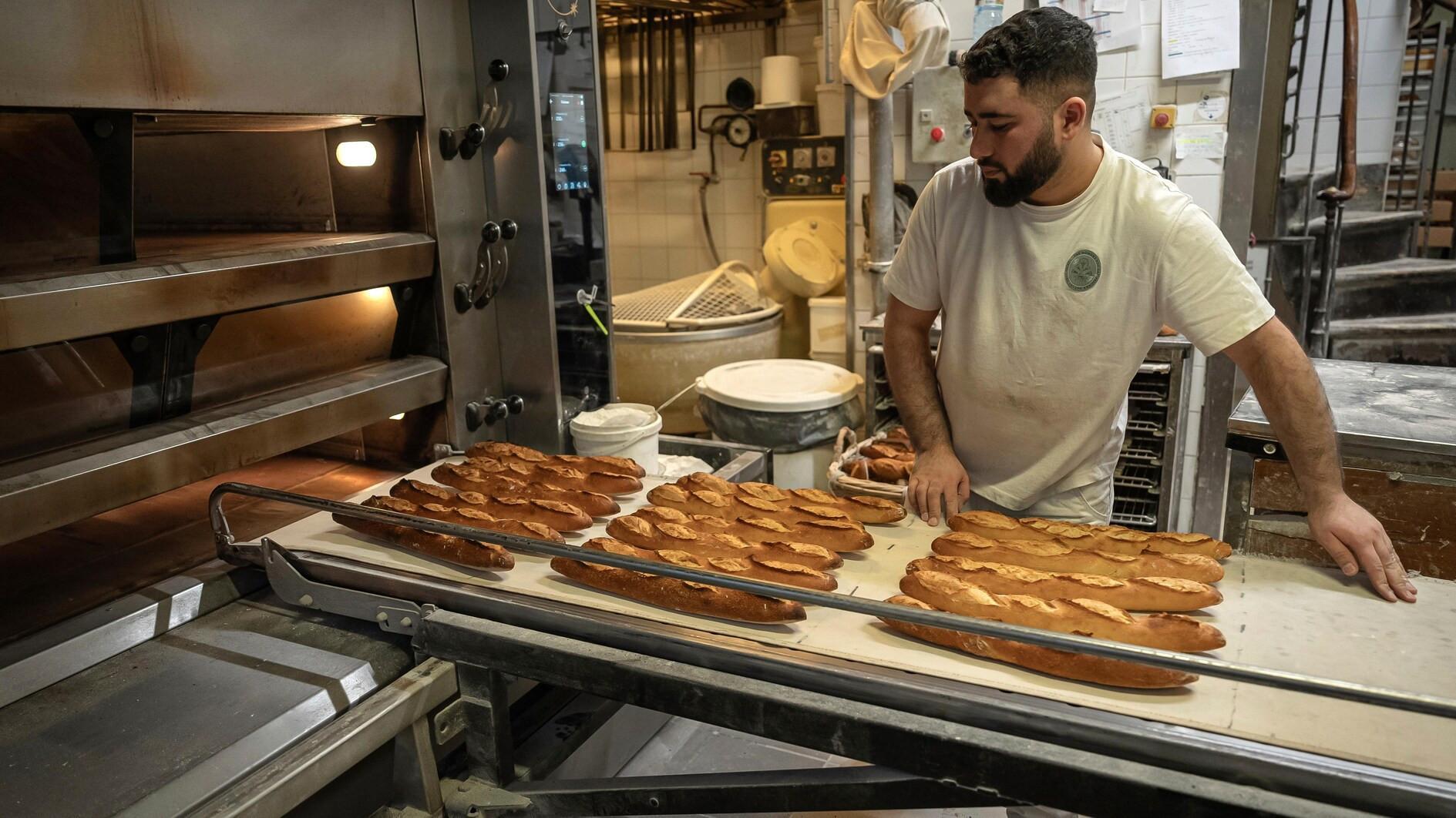 Butter prices give European consumers, bakers a bad taste