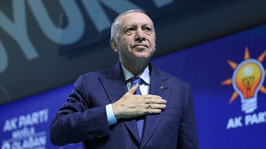 Erdoğan pushes for new, civilian constitution