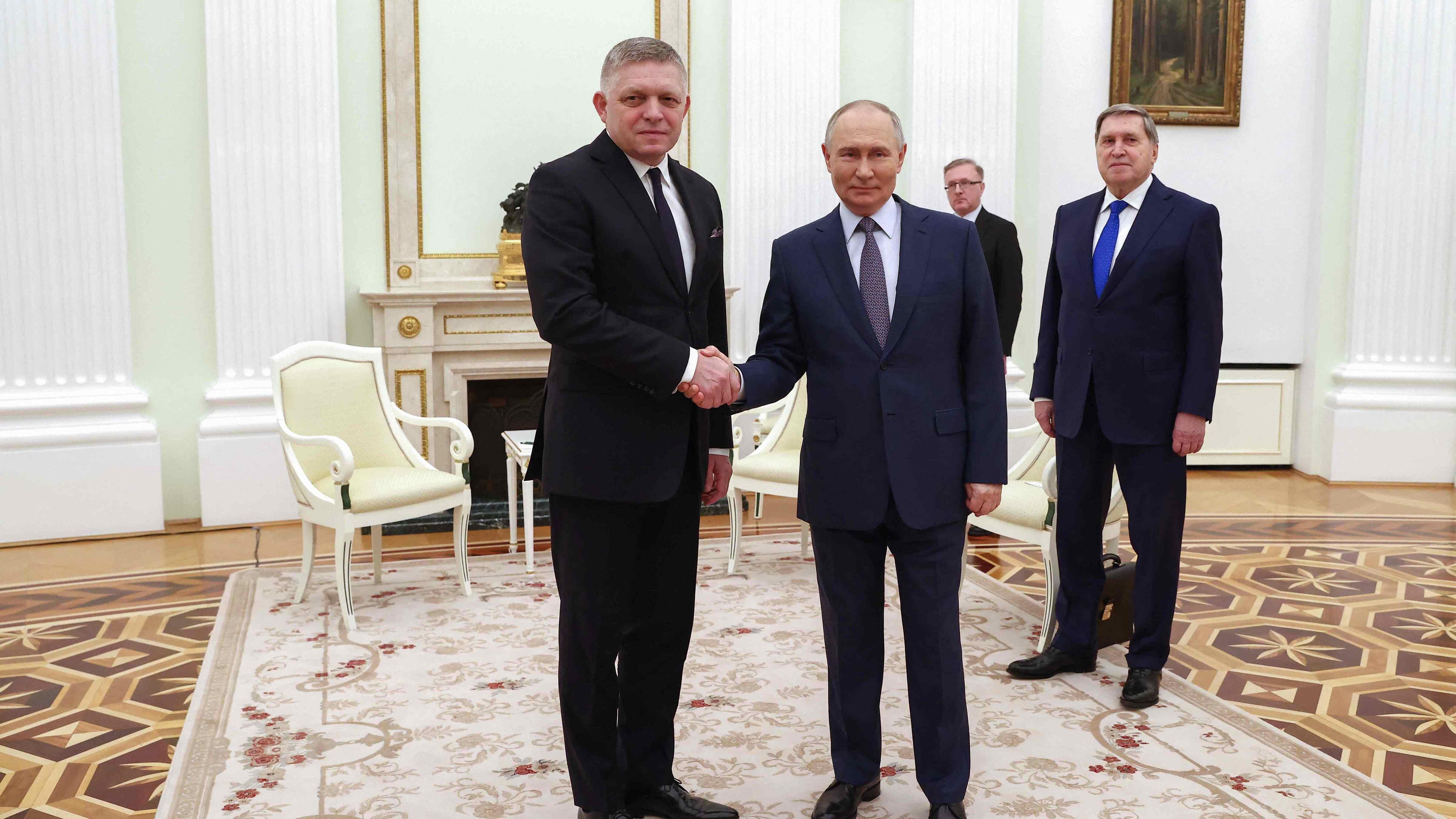 Zelensky accuses Slovak PM of wanting to help Putin