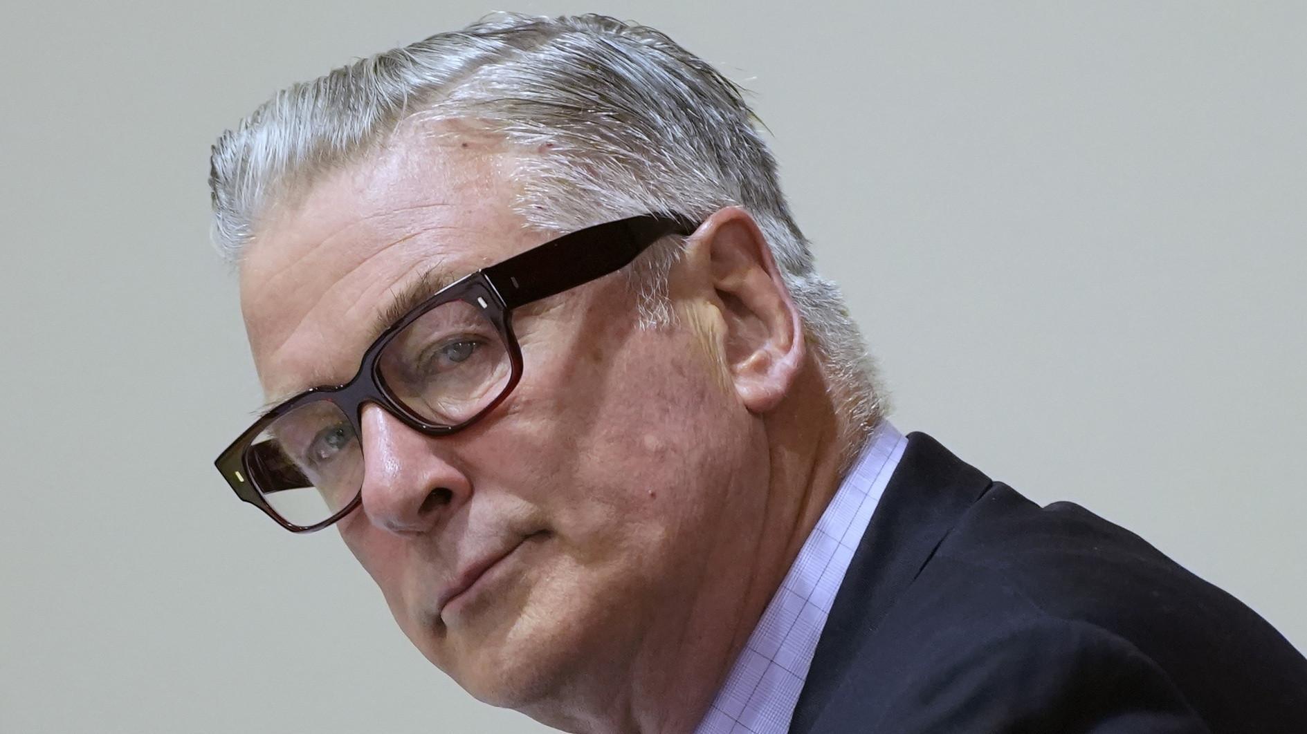 Prosecutors withdraw appeal of dismissed case against Alec Baldwin
