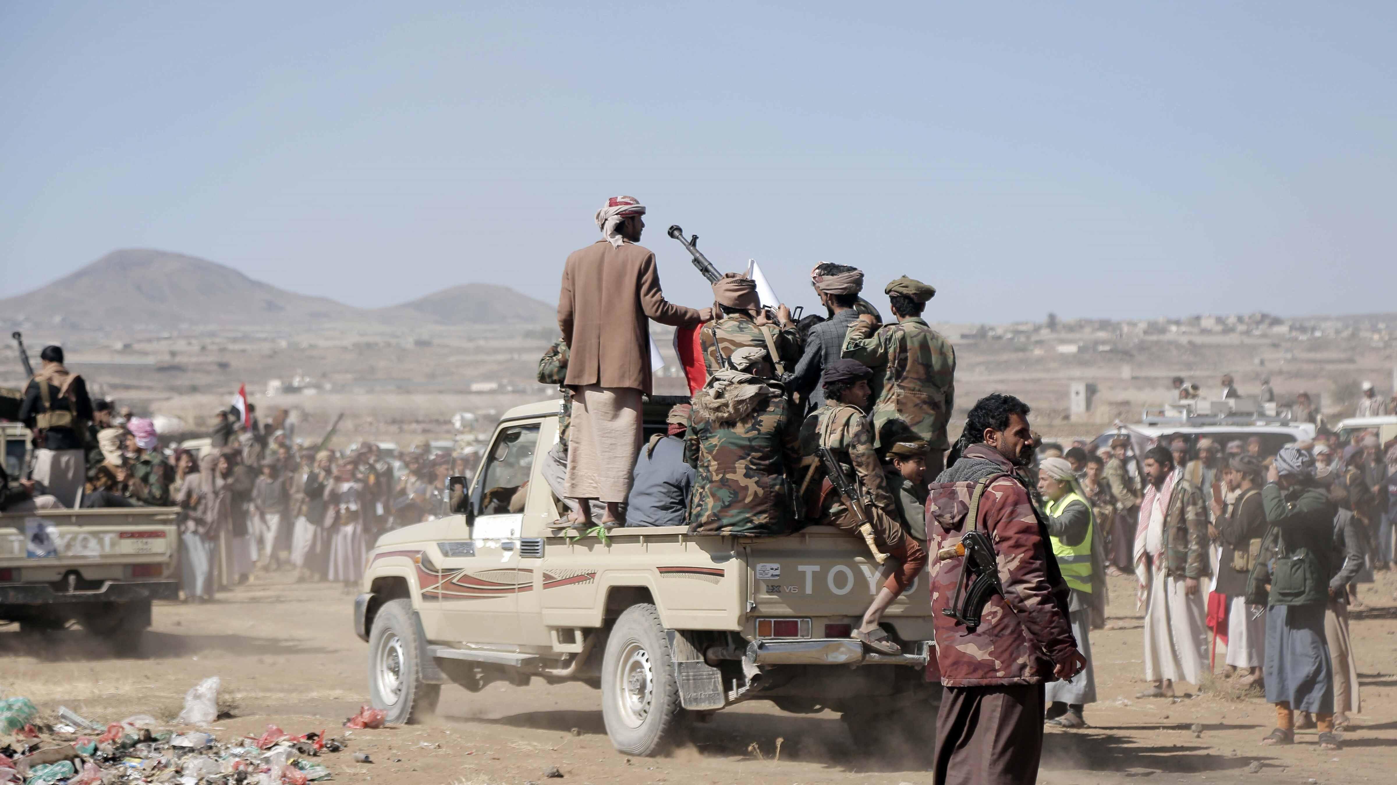 Houthis threaten US targets in Middle East amid Israels Yemen strikes