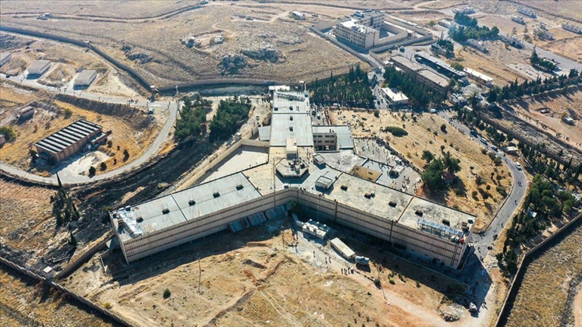 Parliament delegation to visit notorious Syria prison