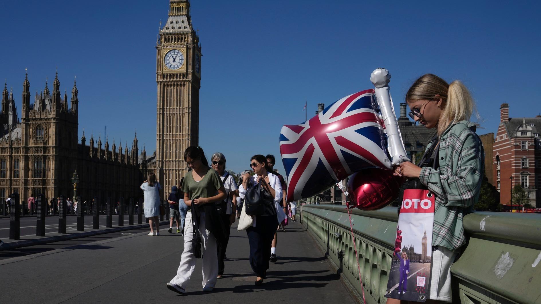 UK to tax private schools to raise money for public education