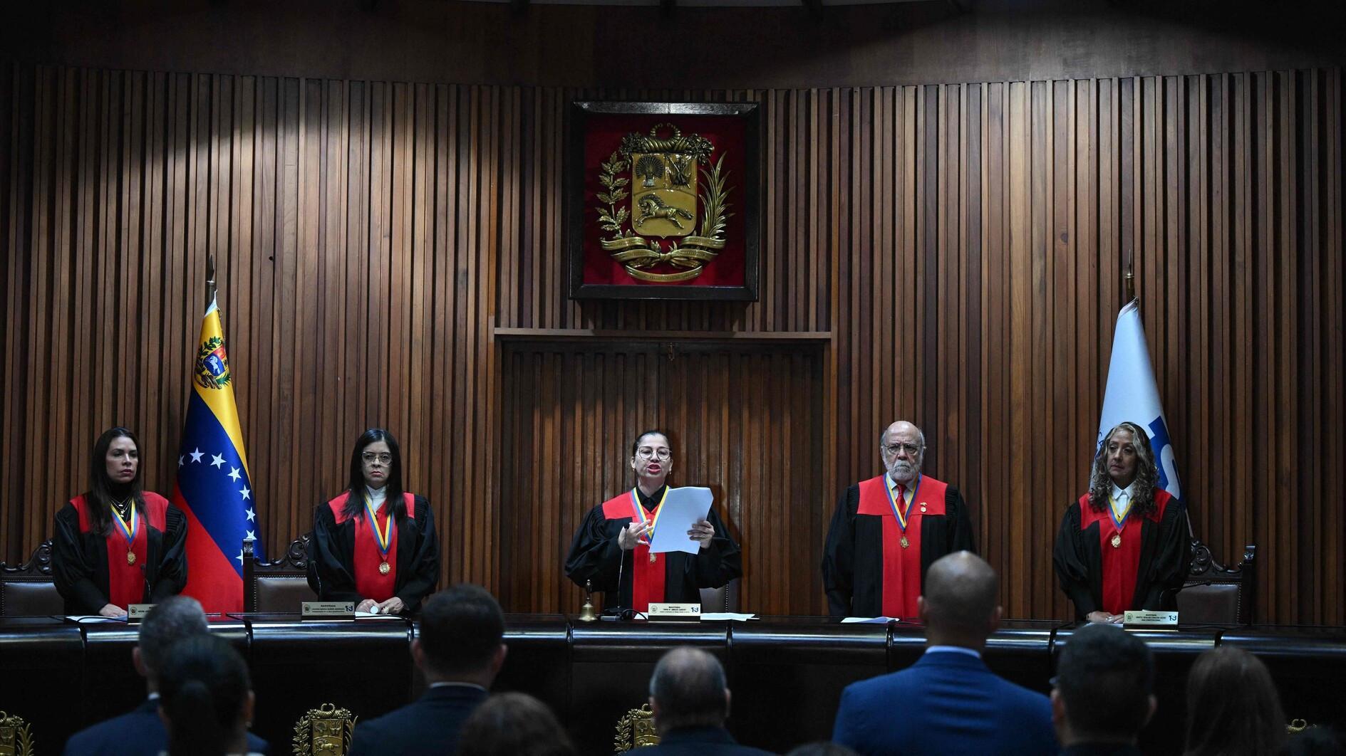 Venezuela fines TikTok over viral challenge deaths