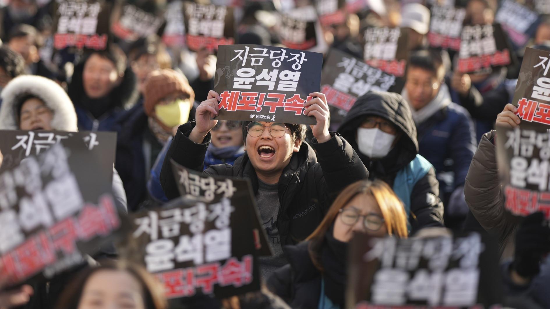 Blinken to visit South Korea with eye on political crisis