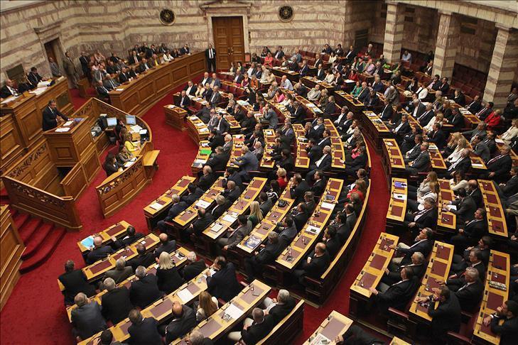 Greek MPs fail to elect president in 2nd round