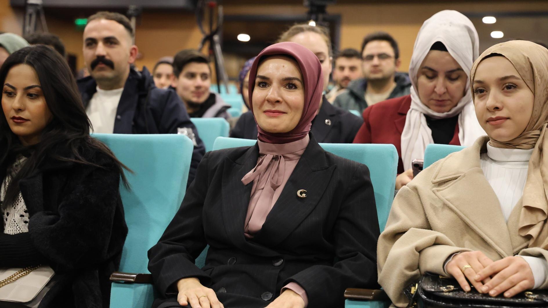43,921 young people applied for Family and Youth Fund: Minister