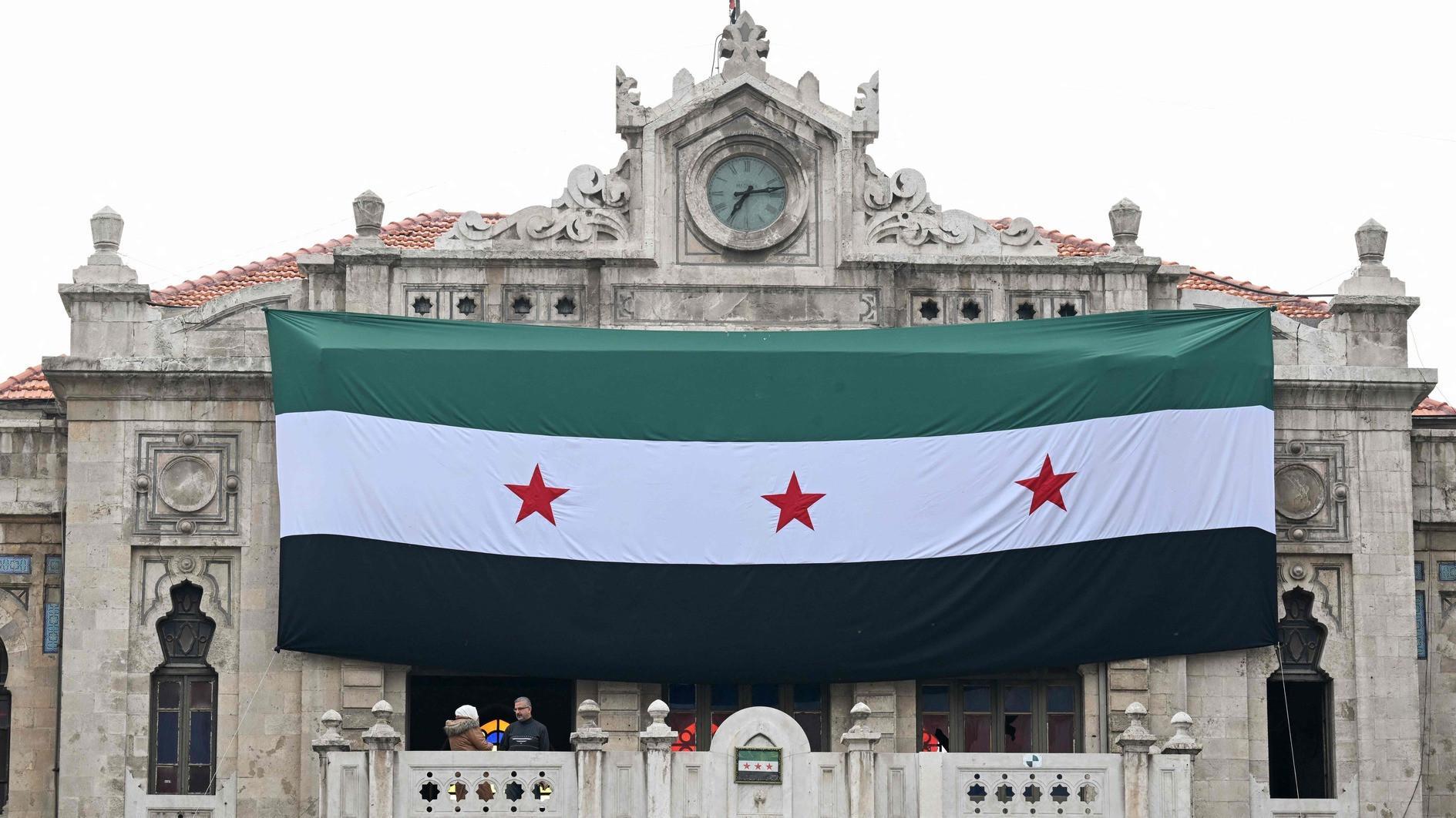 Türkiye vows zero tolerance for terrorism in Syria