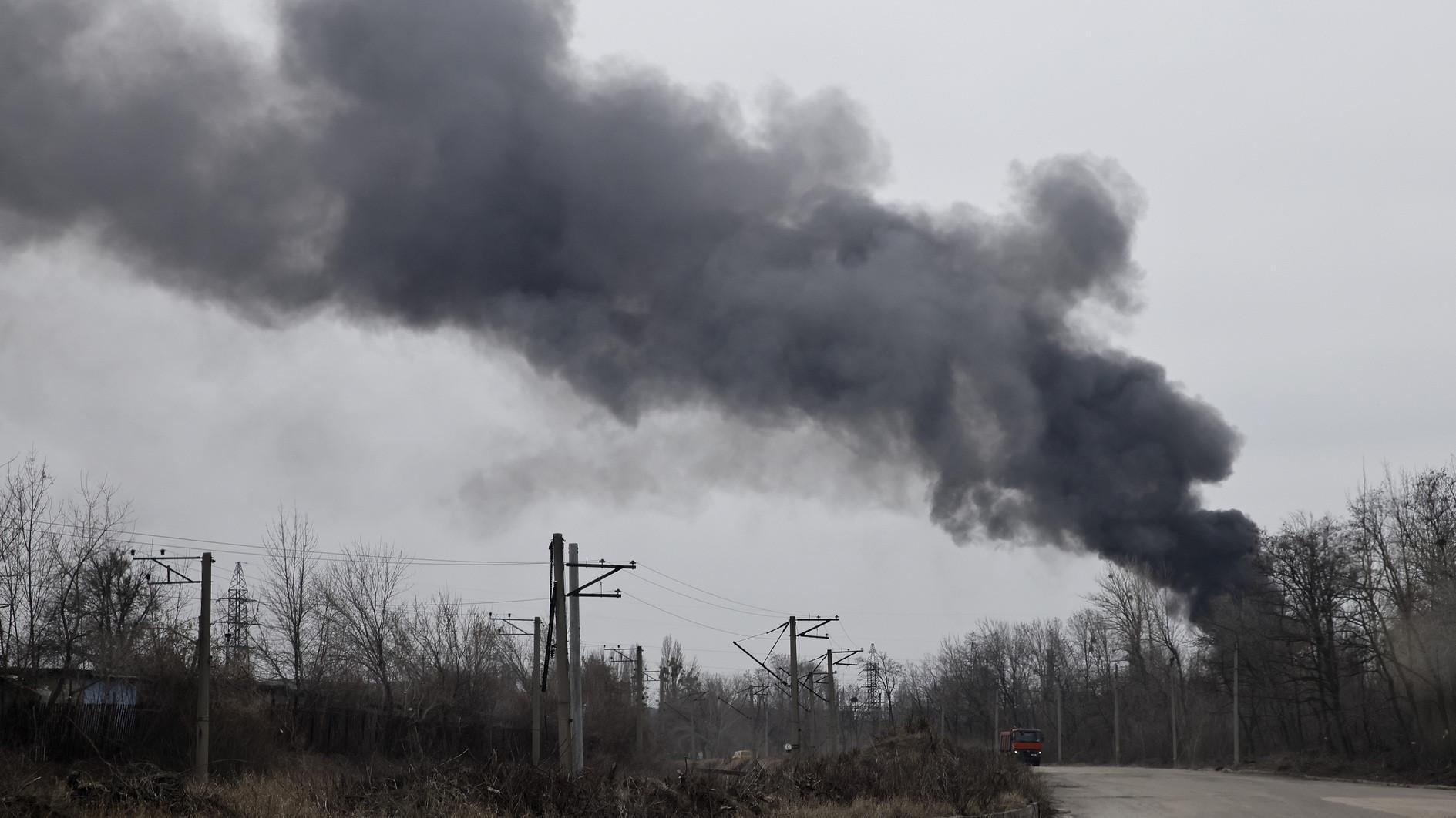 Russian missile kills four, wounds 20 in east Ukraine: Governor