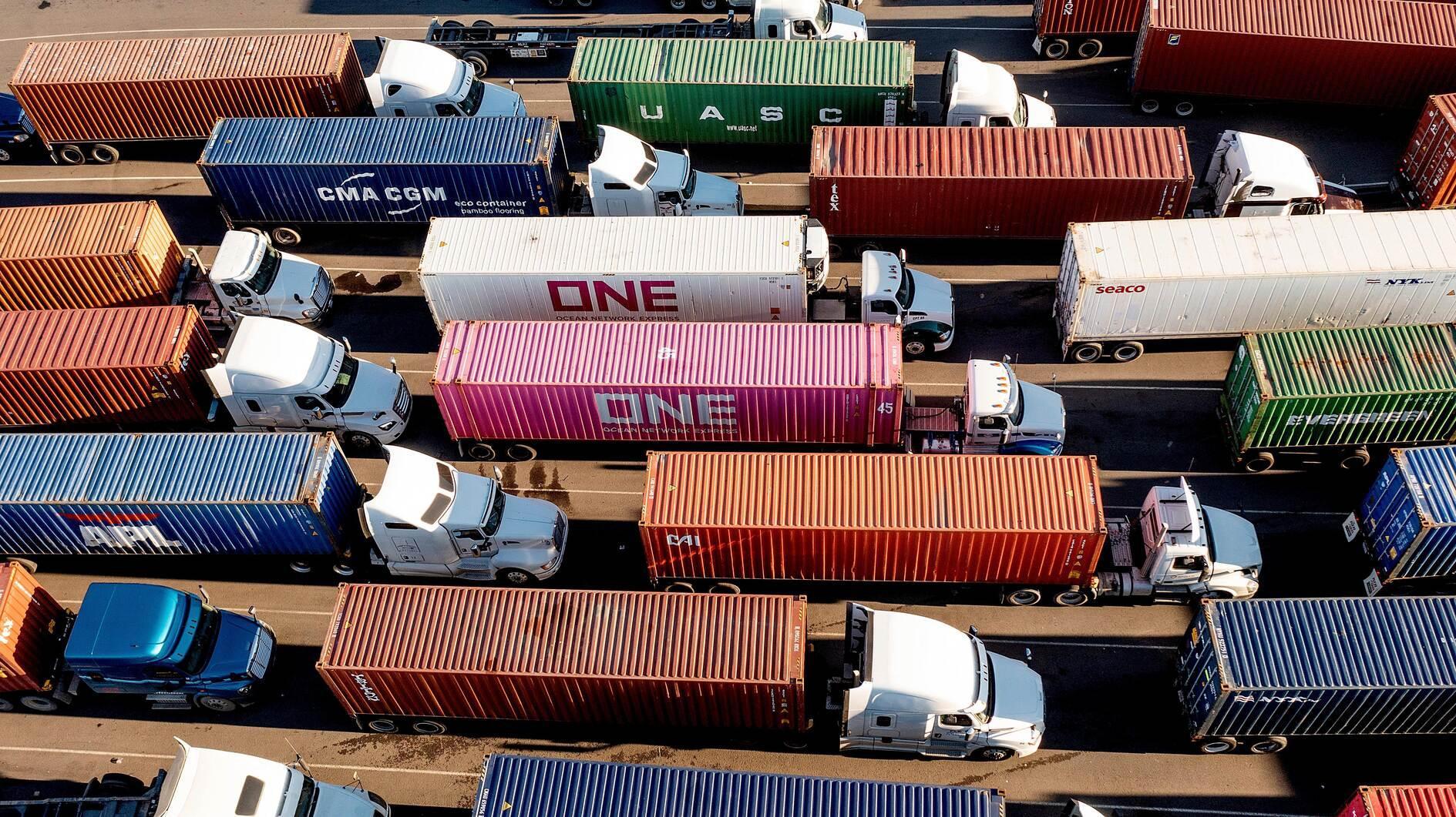 Trump in no rush to speak with Chinas Xi despite tariff battle