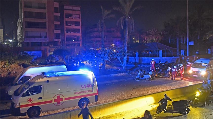 Israeli airstrike kills 6 in eastern Lebanon despite cease-fire