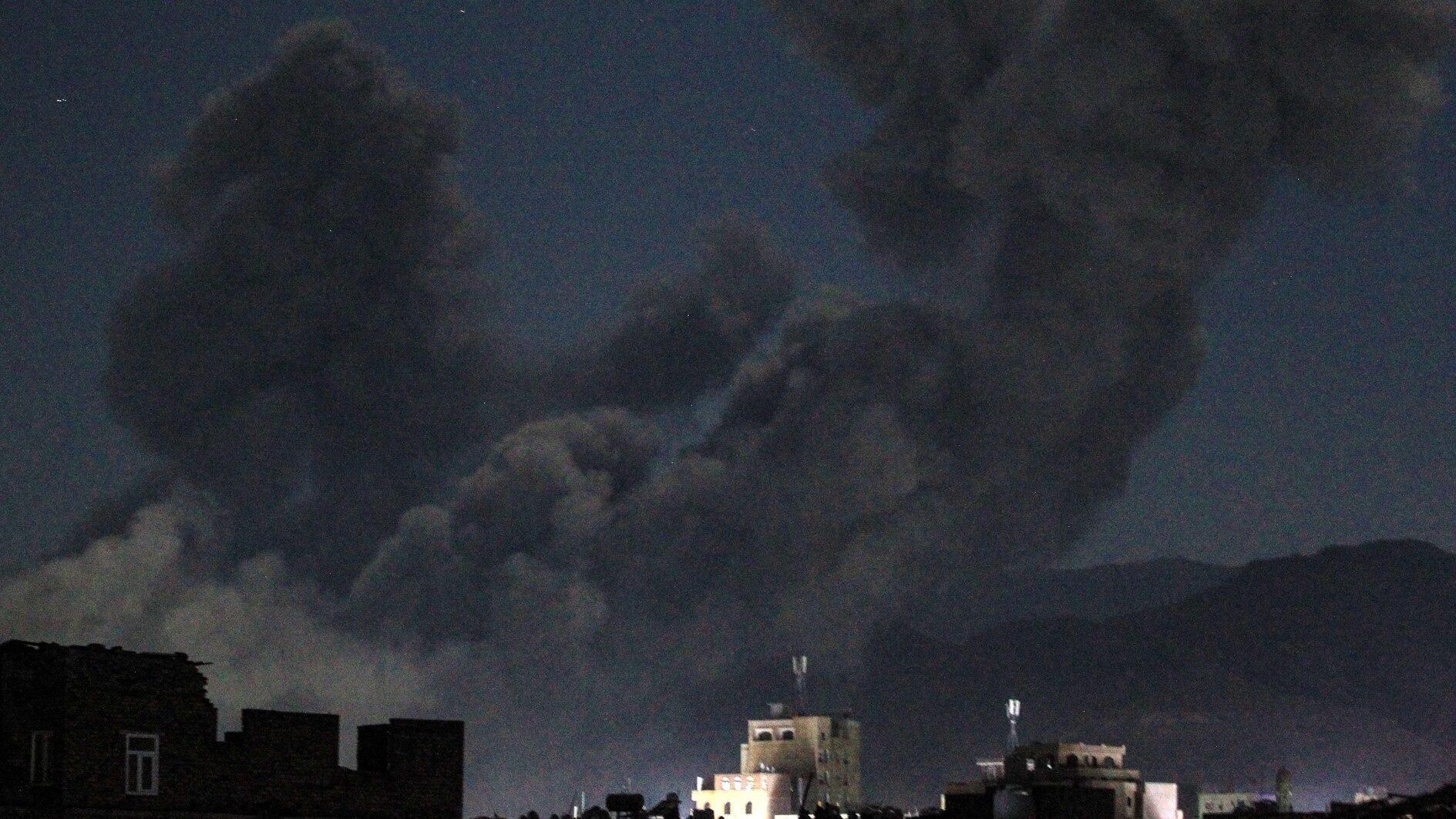 Houthis report new US strikes after major rallies in rebel-held Yemen