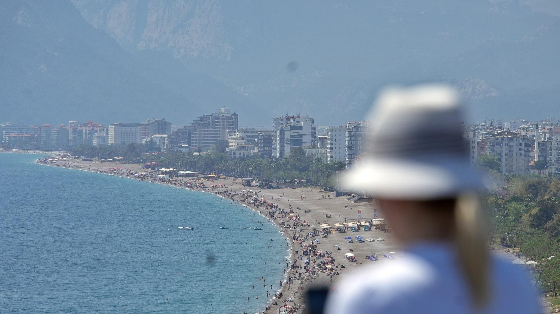 Eid, Easter holidays may bring early joy to Turkish hoteliers